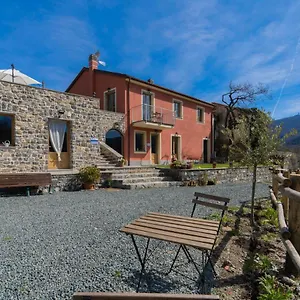 agriturismo-castiglione-chiavarese.hotelitalianriviera.com/