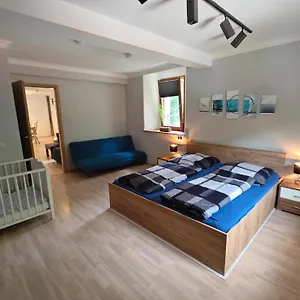 Apartment Via Mala, Kirchensittenbach